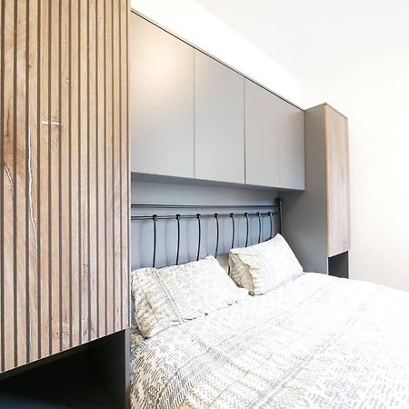 לונדון Newly Refurbished 2 Bed Apartment In Paddington מראה חיצוני תמונה